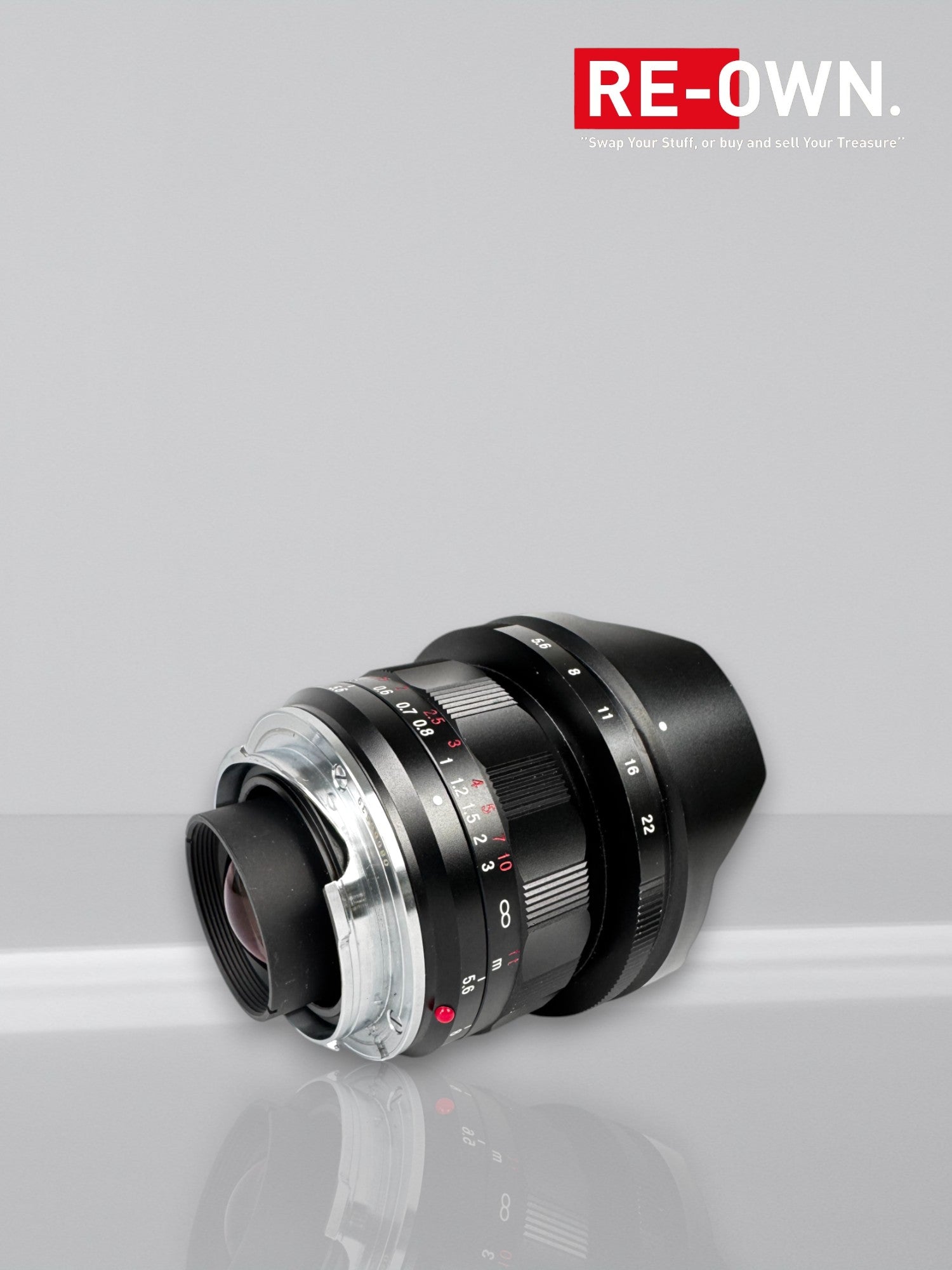 Voigtlander Ultra Wide Heliar 12mm f/5.6 III VM For Leica M